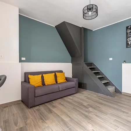 Hub Borgo San Domenico Apartment Naples Exterior photo